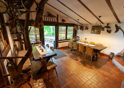 Gasträume der Turmbaude am Wallenburger Turm in Trusetal